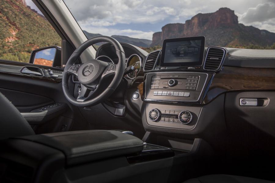  Mercedes-Benz GLS450 4Matic 2016 года  (фото 18 из 28)
